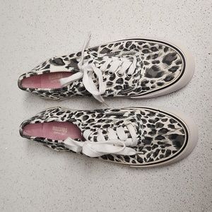 Mossimo Leopard Print Shoes Size 8